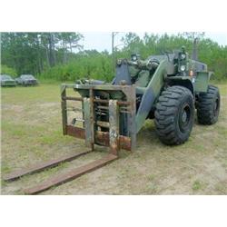 ** STARTS AND RUNS ** M-10A 10K ROUGH TERRAIN FORK-LIFT, ARTICULATED CENTER TURN STEERING, MFG-HYSTE