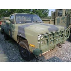 CHEVROLET MDL M1008 4X4 CVCV CARGO TRUCK GVW 8, 800 LBS, ODOMETER INDICATES 32, 011 MILES, 3 SPEED A