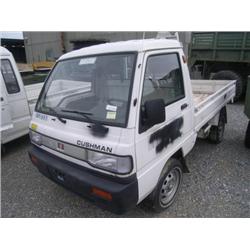 CUSHMAN MDL 898611 TRUCK TYPE INDUSTRIAL TRUCK 2WD 2V GVW 2, 100 LBS, ODOMETER INDICATES 31, 982 MIL