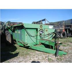 JOHN DEERE MDL 350 MANURE SPREADER DIMENSIONS 185" X 94" X 69"