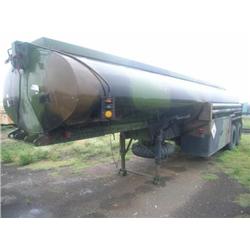 FREUHAUF MDL M131A5C 4W SEMI TRAILER FUEL SERVICING TANK GVW 37, 230 LBS, 5000 GAL CAPACITY, W/ (1)W