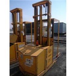 THE PRIME-MOVER CO MDL OF30C ELECTRIC ORDER PICKER LIFT SN 195148, 3, 000 LB CAPACITY, W/ C&D C-LINE