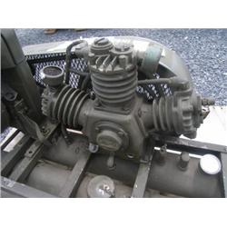 CHAMPION PNEUMATIC MDL LP512 ENGRAVED 2 AIR COMPRESSOR 5 CFM, CONTINENTAL MOTOR CORP MDL 1A08 1 CYLI