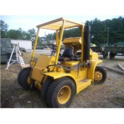 HYSTER, 15 K CAPACITY DIESEL FORKLIFT, WITH MAST GUARD AND FORKS, DISASSEMBLE ON GROUND, MDL: H150,