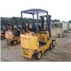 Image 2 : HYSTER, MDL: E40XL, SN: C108G19435R, 4K ELECTRIC FORKLIFT WITHOUT BATTERY, WITH FORKS, NO KEY, 4005.