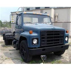 INTERNATIONAL HARVESTER TRACTOR TRUCK, MODEL 1754, 4 X 2, DIESEL ENGINE, MAXIMUM PAYLOAD 14380, ODOM