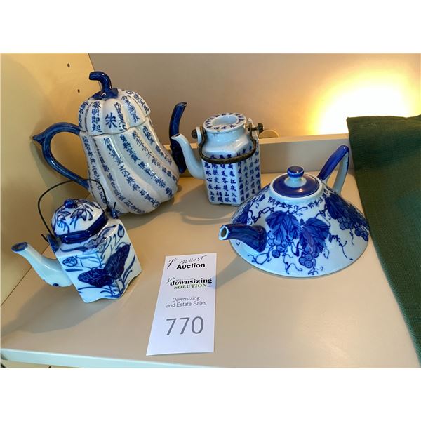 Blue & White Porcelaine B