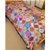 Image 1 : Vintage Hand Made Quilt A