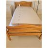 Image 1 : Oak Twin Size Bed  C