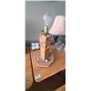 Image 12 : OAK THREE PIECE COFFEE/END TABLE SET AND LAMPS