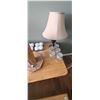 Image 9 : OAK THREE PIECE COFFEE/END TABLE SET AND LAMPS