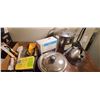 Image 1 : STAINLESS STEEL POT, KETTLE, EGG POACHER AND MISC