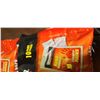 Image 3 : 2 1/2 BOXES OF HANDWARMERS