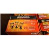 Image 6 : 2 1/2 BOXES OF HANDWARMERS