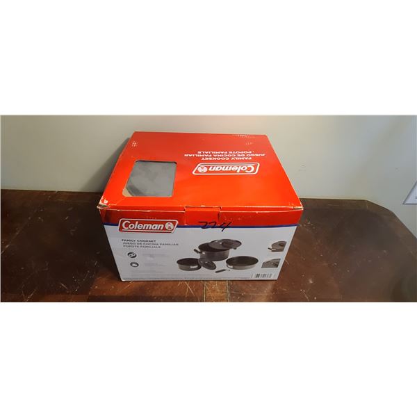 NEW COLEMAN FAMILY COOKSET 3PC