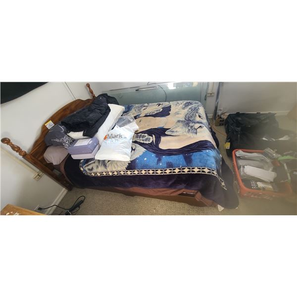 DOUBLE BED - HEAD BOARD, PILLOW, AND BEDDING