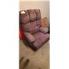Image 2 : BEIGE RECLINING CHAIR
