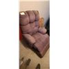 Image 4 : BEIGE RECLINING CHAIR