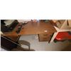 Image 11 : DESK C/W CONTENTS AND HIGH BACK OFFICE CHAIR