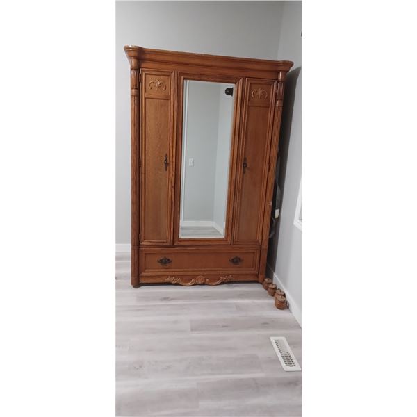 OAK TV STAND WITH MIRROR AND BOTTOM DRAWER 48"X 19"WX 73"H