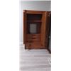 Image 3 : OAK TV STAND WITH MIRROR AND BOTTOM DRAWER 48"X 19"WX 73"H