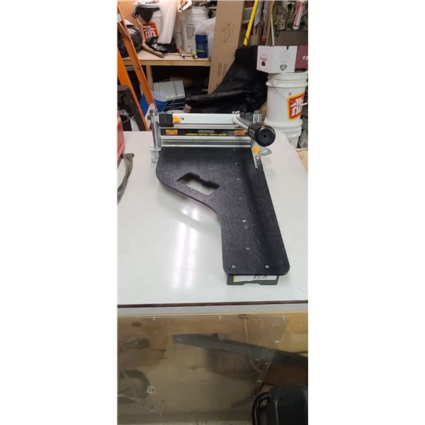 BENCHMARK LAMINATE CUTTER 13"