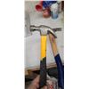 Image 4 : TWO HAMMERS