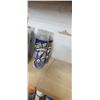 Image 13 : SHELF OF SPRAY PAINTS (IN HEATED GARAGE)