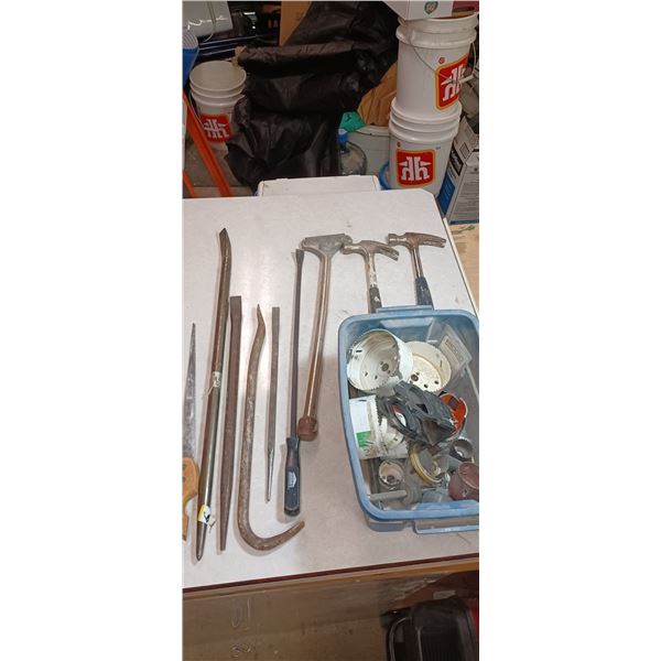 ASSORTED PRY BARS, HOLE SAW BLADES