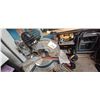 Image 11 : BOSCH 12" MITER COMPOUND SAW