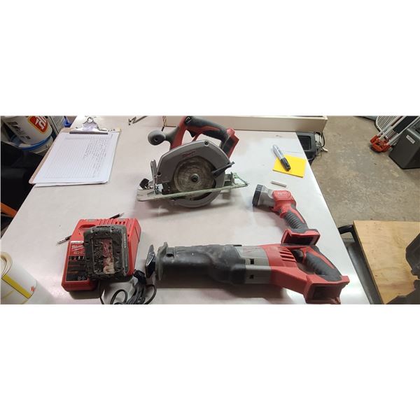 MILWAULKEE M18 8 1/2" CIRCULAR SAW, RECIPROCATING SAW, FLASHLIGHT, CHARGER, BATTERY AND CASE SET