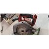 Image 5 : MILWAULKEE M18 8 1/2" CIRCULAR SAW, RECIPROCATING SAW, FLASHLIGHT, CHARGER, BATTERY AND CASE SET