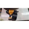 Image 8 : DEWALT N89C 15" COIL FRAMING NAILERS