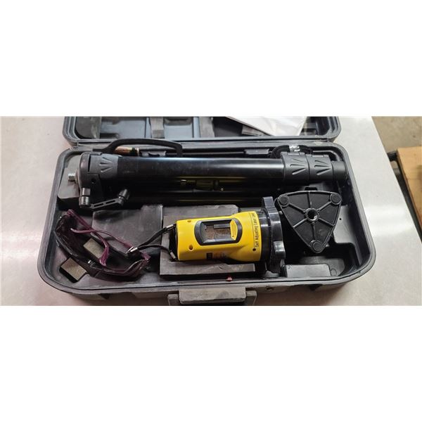 SELF ADJUSTING LASER LEVEL