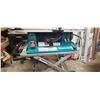 Image 3 : MAKITA PORTABLE 1011 TABLE SAW MODEL 2705