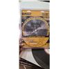 Image 11 : NEW 10 AND 14" SAW BLADES - FIVE IN TOTAL