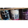Image 11 : ALL PAINT ON SHELF- KEPT IN HEATED GARAGE
