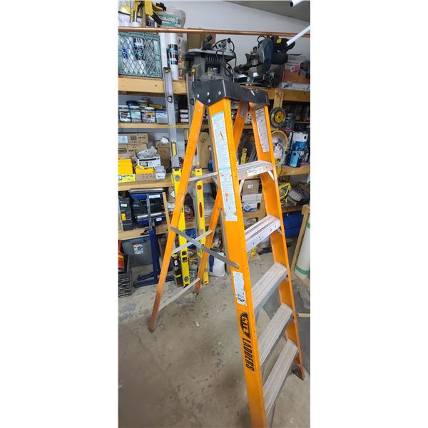 ONE SIX' STEP LADDER AND ONE 6' LADDER