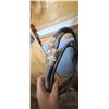 Image 2 : TWO EXTENSION CORDS AND WASHER HOSE