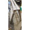 Image 5 : 48" STURDY LADDER