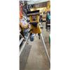 Image 7 : DEWALT DWX723 HD MITRE SAW STAND