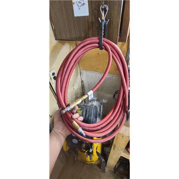 AIR HOSE AND TIRE  CHUCK ENDS