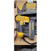 Image 2 : DEWALT AND MASTERCRAFT AIR BRAD NAILERS