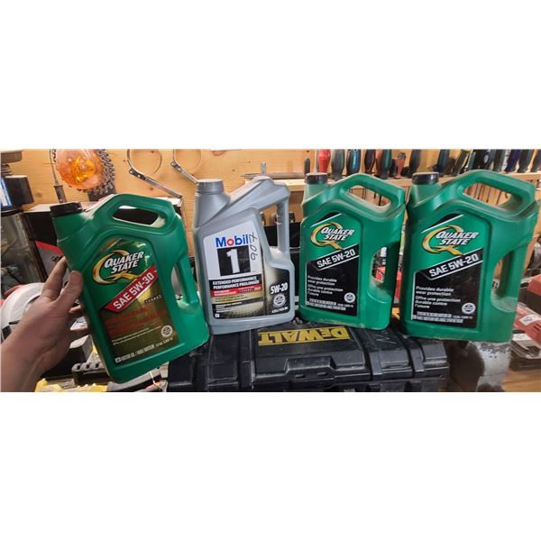 TWO 5L OF 5-20 SYNTH BLEND AND 4.73L OF MOBIL SYNTH 5-20