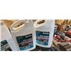 Image 2 : TWO 3.78L METHYL HYDRATE AND 3L WINDSHIELD WASHER FLUID
