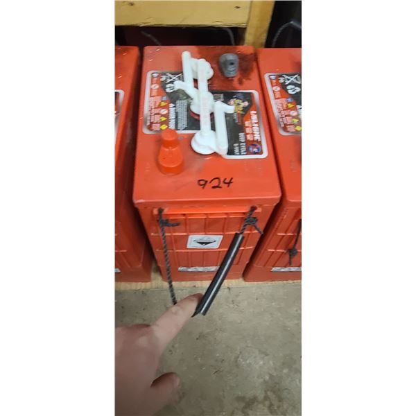 USL 16HC 6VOLT DEEP CYCLE BATTERY 420AMP FOR OFF GRID USE  RETAIL $600 PLUS