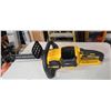 Image 8 : DEWALT BRUSHLESS 60V MAX DCCS670 CORDLESS CHAIN SAW IN TOTE C/W 3 HD BATTERIES NO CHARGER FOUND