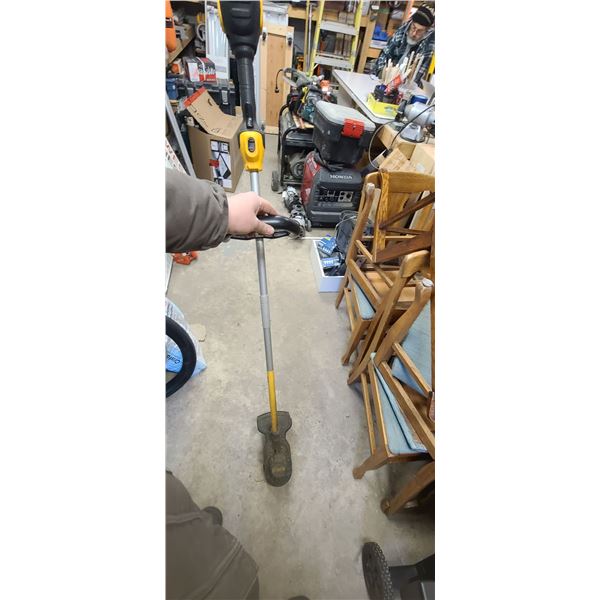 DEWALT 20V WEED WACKER NO BATTERY