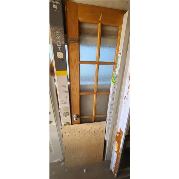 3 DOORS SOME WITH FRAME AND 2 WINDOWS