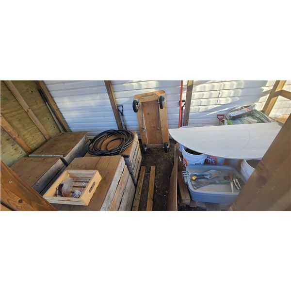 CONTENTS OF GREEN HOUSE INCL DOLLY, WOOD PLANTER, TOOL AND SOIL BAGS